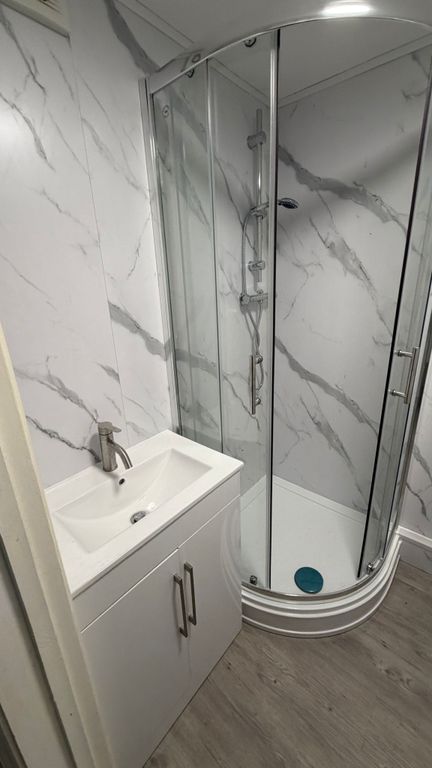 Property photo 1 of 3