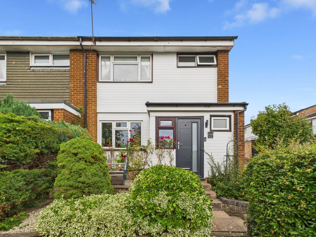 Property photo 1 of 19 Front