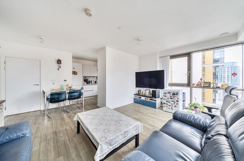 Property photo 2 of 22 1466793-9-6A205E3...