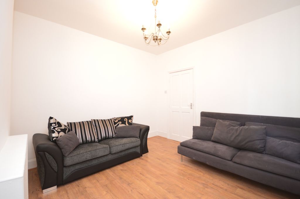 Property photo 2 of 15 Gallery
