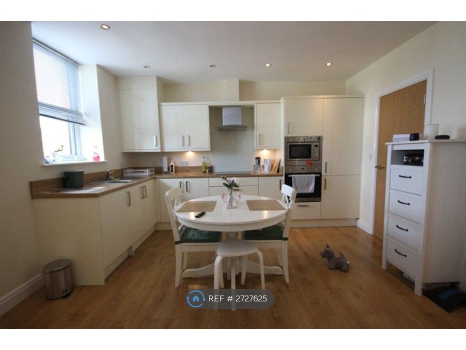 Property photo 2 of 26 Kitchen - Furnished