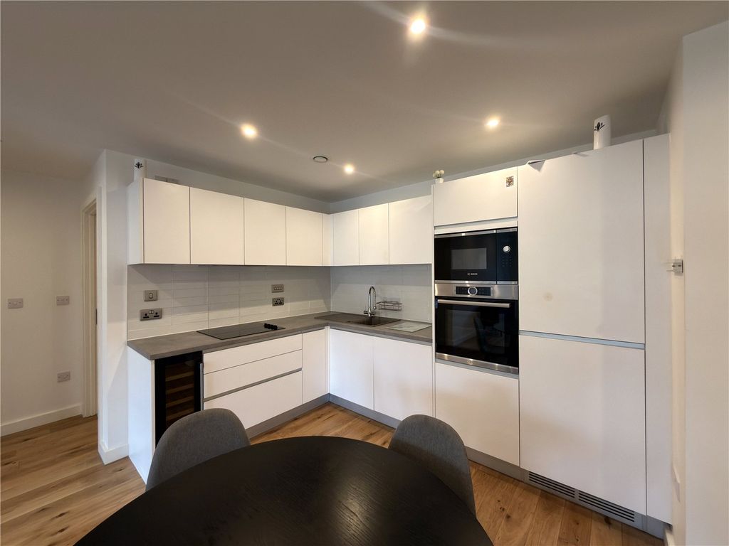 Property photo 3 of 7 Picture No. 01