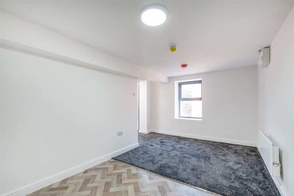 Additional image 12 of 3 bed flat for saleFleet Street, Preston PR1