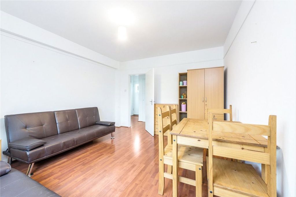 Property photo 3 of 7