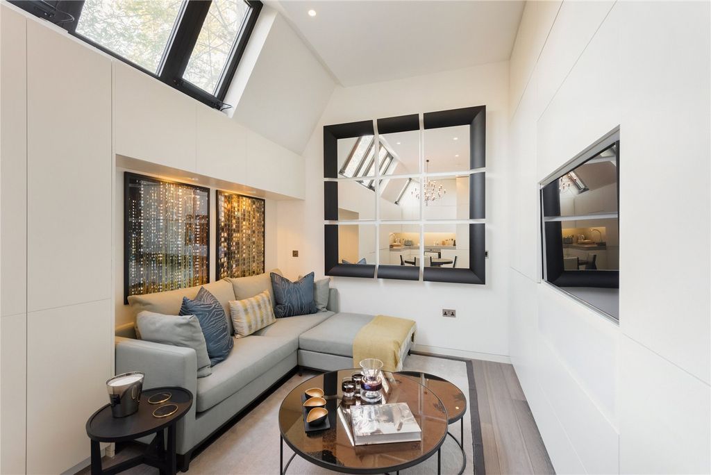 Property photo 1 of 14 Reception Room