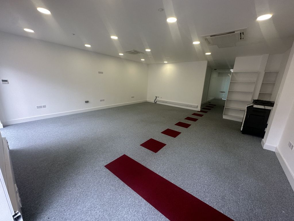 Property photo 2 of 14 Gallery