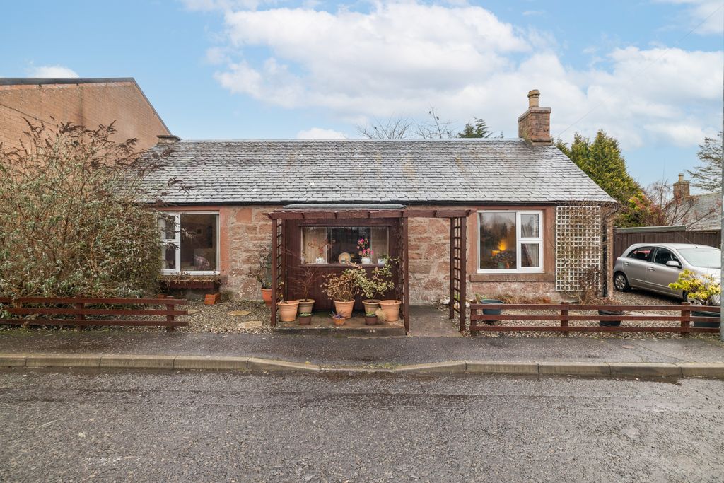 2 bed cottage for sale Maryton