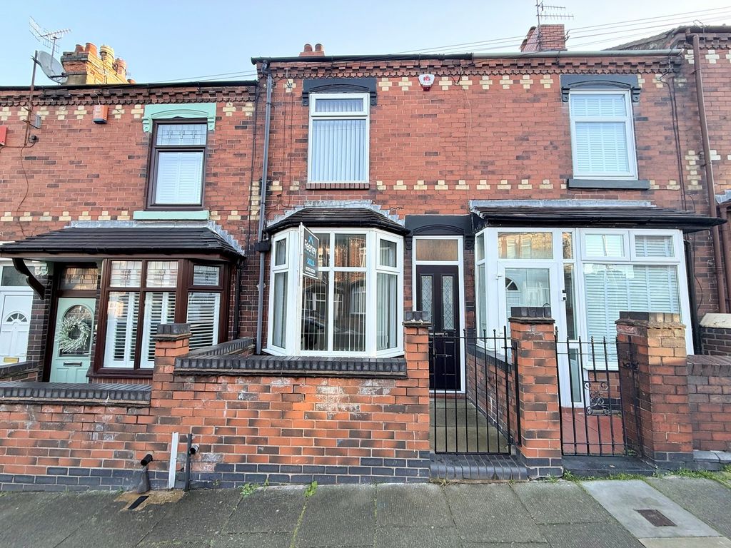 Property photo 1 of 15
