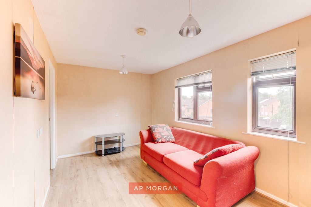 Property photo 2 of 12 Picture No. 06