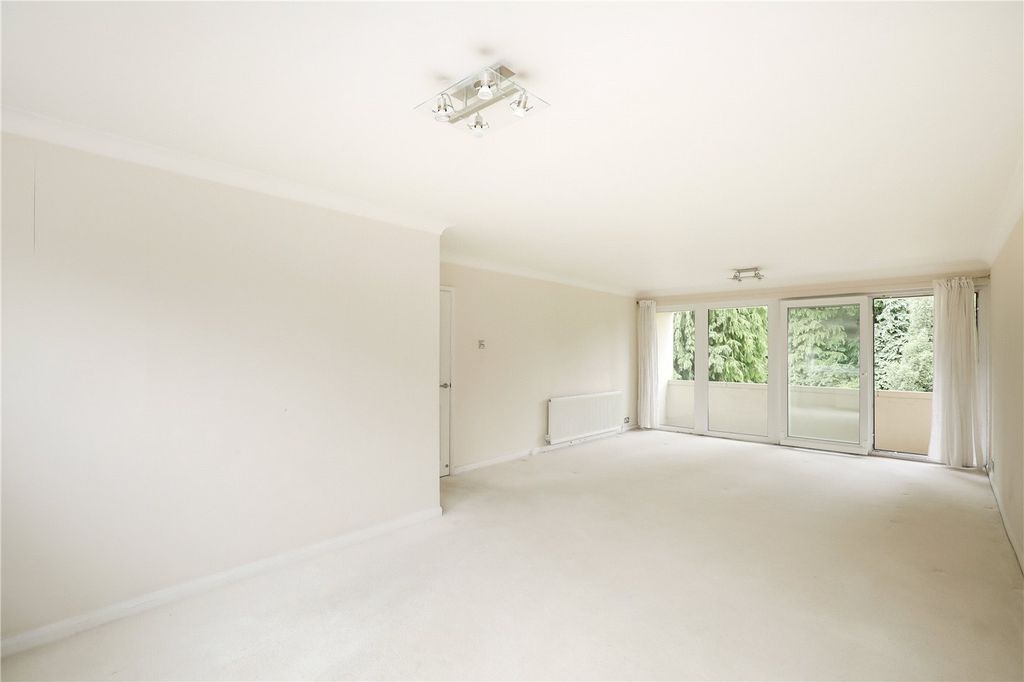 Property photo 3 of 13 Living Room