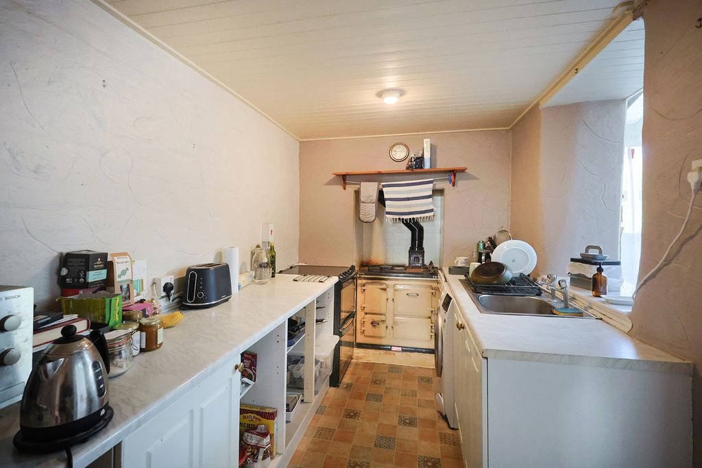 Property photo 2 of 14 Photo 1