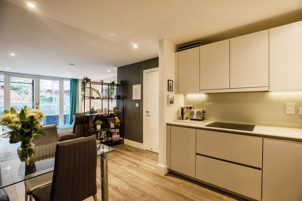 Property photo 3 of 14 Open Plan Living