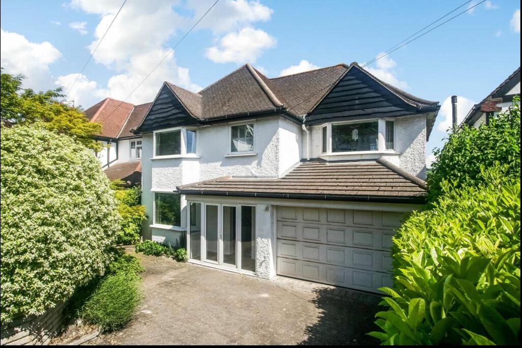 Property photo 1 of 16 Photo 0