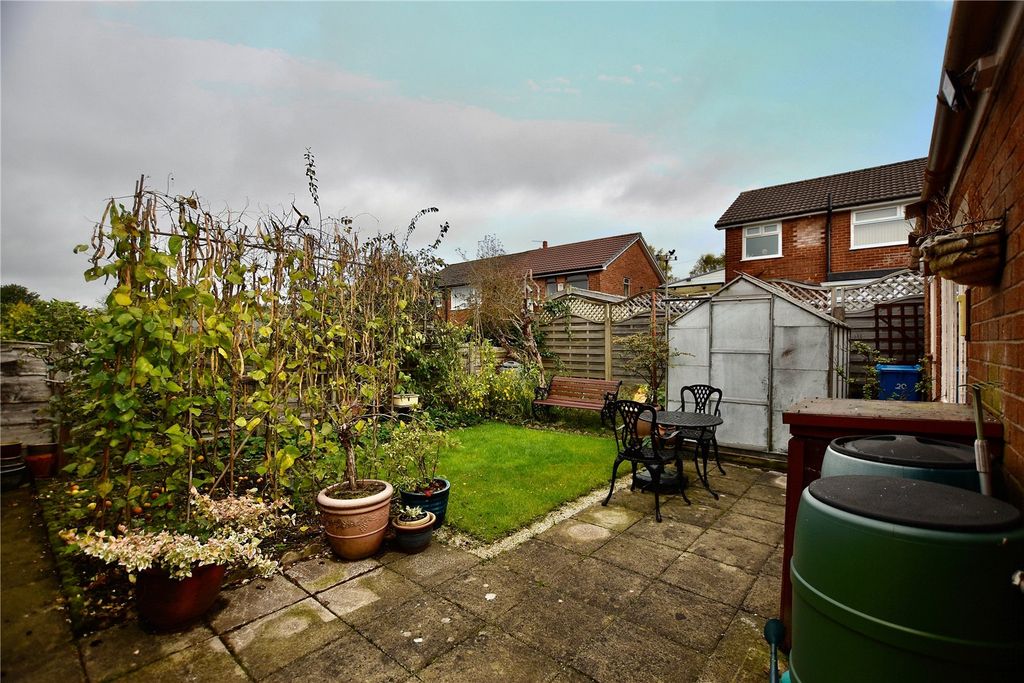 Property photo 2 of 20 Garden