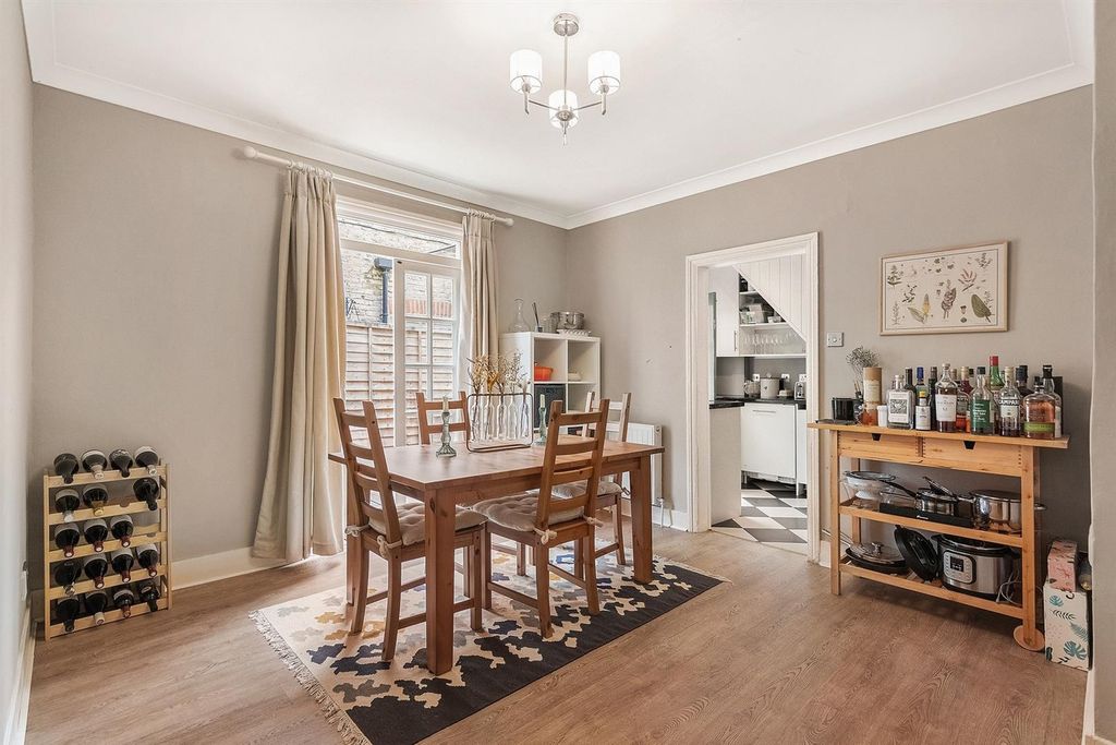 Property photo 3 of 23 8F2F5Ead-1Ed7-494F-Be61-F2Bd1c9Ea279-2000.Jpg