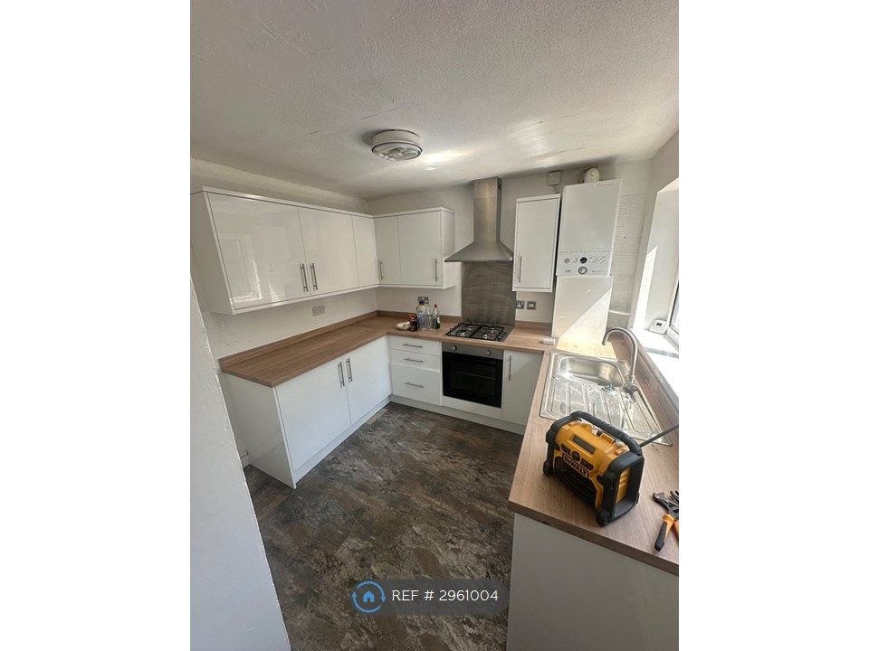Property photo 1 of 3