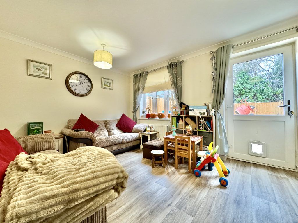 Property photo 3 of 11