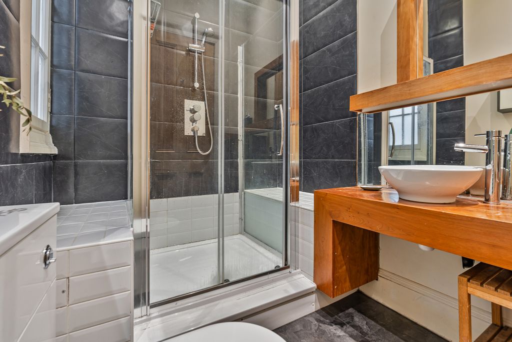 Additional image 13 of 3 bed flat for saleLa Belle Place, Glasgow G3