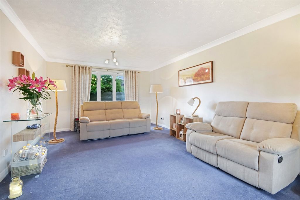 Property photo 2 of 25 Picture No. 04