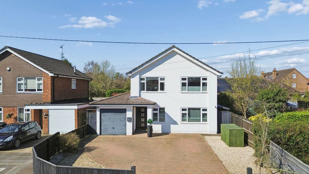 Property photo 1 of 44