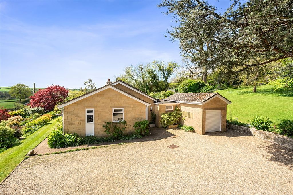 Property photo 3 of 35