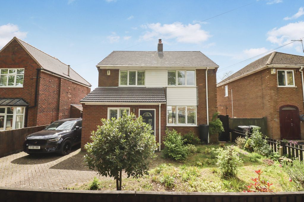 Property photo 1 of 31
