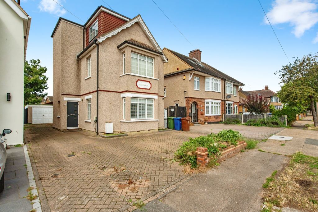 Property photo 1 of 20 Front View