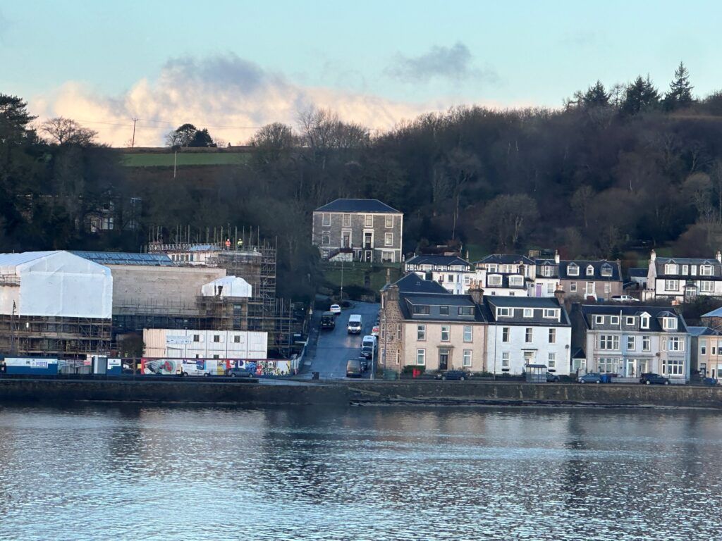 Property photo 2 of 22