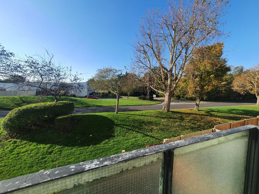 Property photo 2 of 9 View