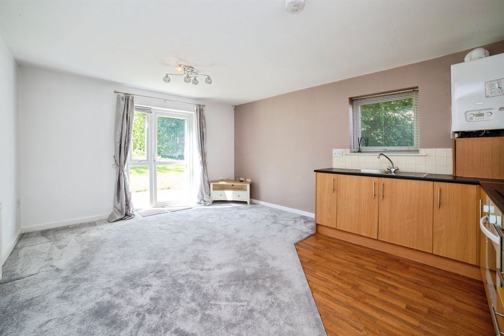 Property photo 3 of 15