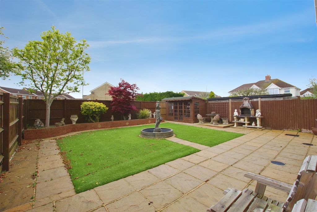 Property photo 2 of 19 Rear Garden