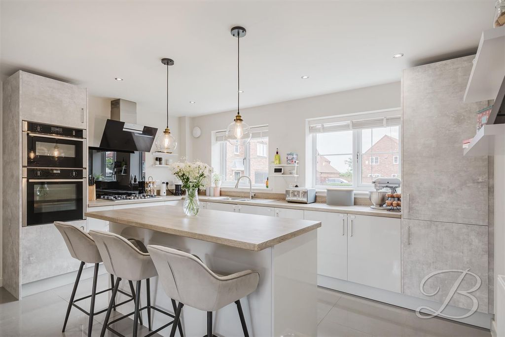 Property photo 3 of 42 Ccltd-2.Jpg