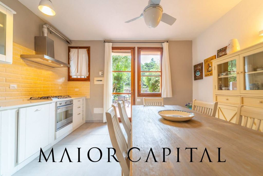 Property photo 1 of 28
