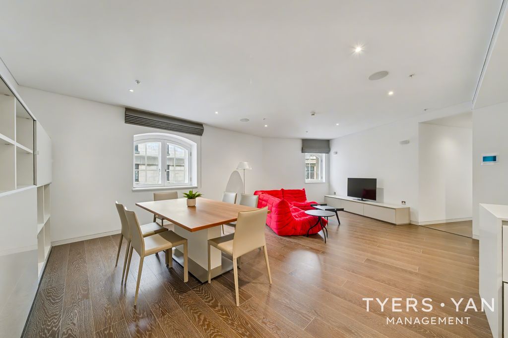 Property photo 1 of 19 Reception Room