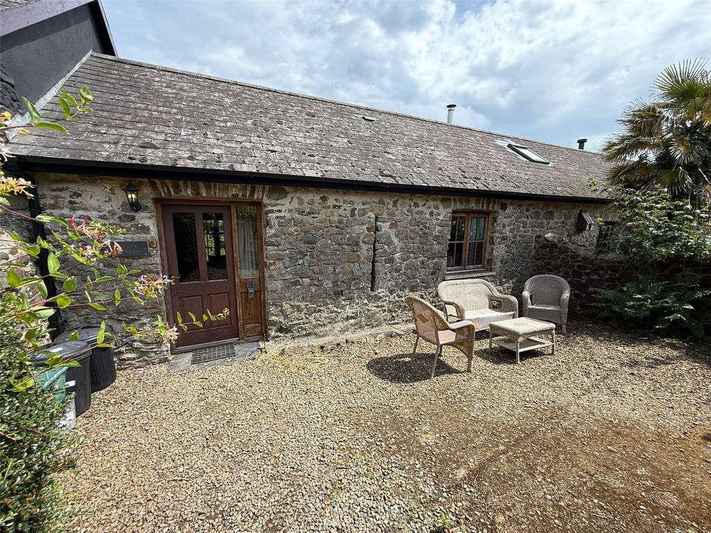 Property photo 1 of 15 Picture No. 12