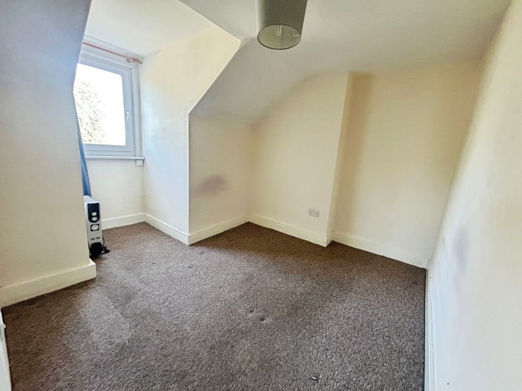Property photo 3 of 5 Pelham Bed Room