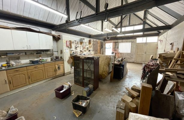 Property photo 2 of 3