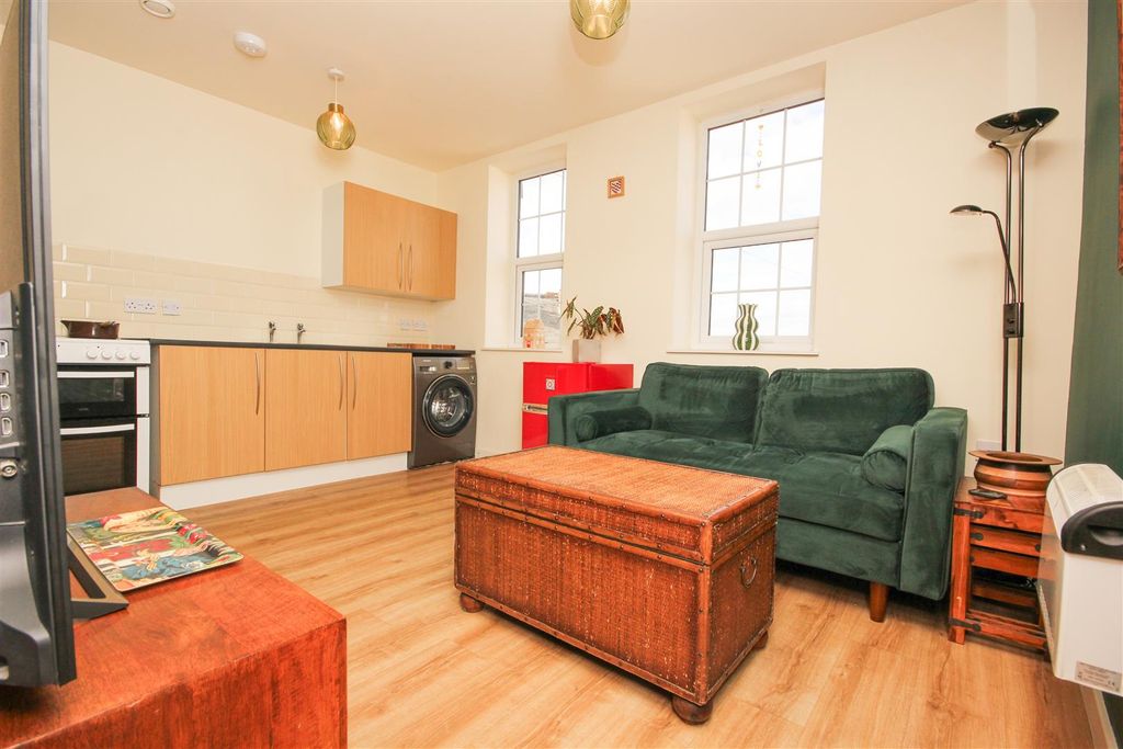 Property photo 3 of 11 Img_1553.Jpg