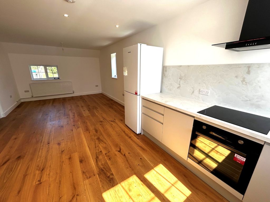 Property photo 3 of 13 Picture No. 09