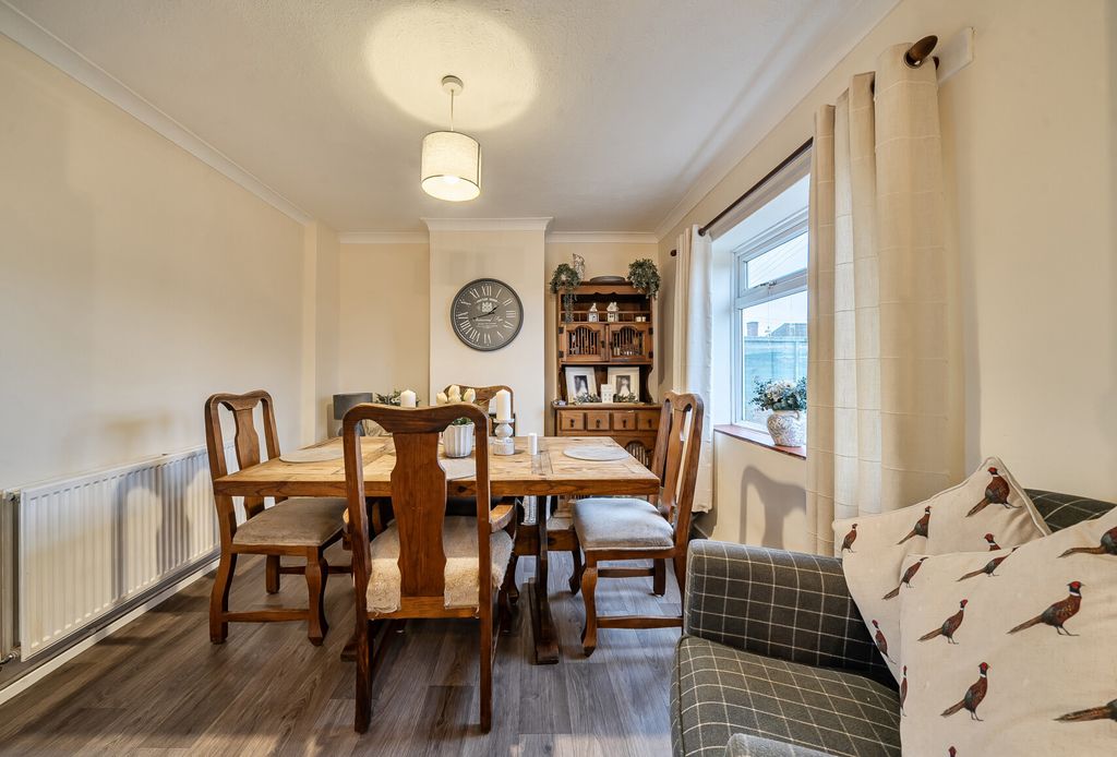 Property photo 3 of 14 1405601-4-6980B7d...