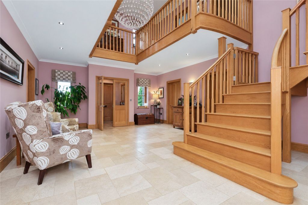 Property photo 3 of 31 Picture No. 09