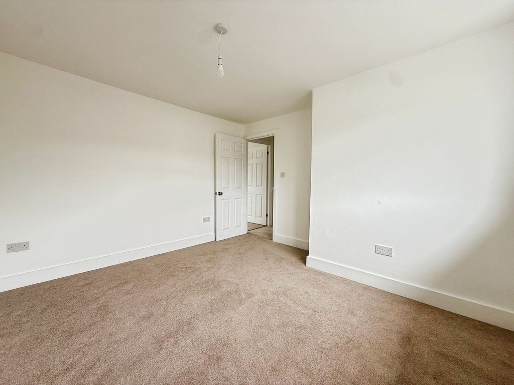 Property photo 3 of 10 Bedroom Two