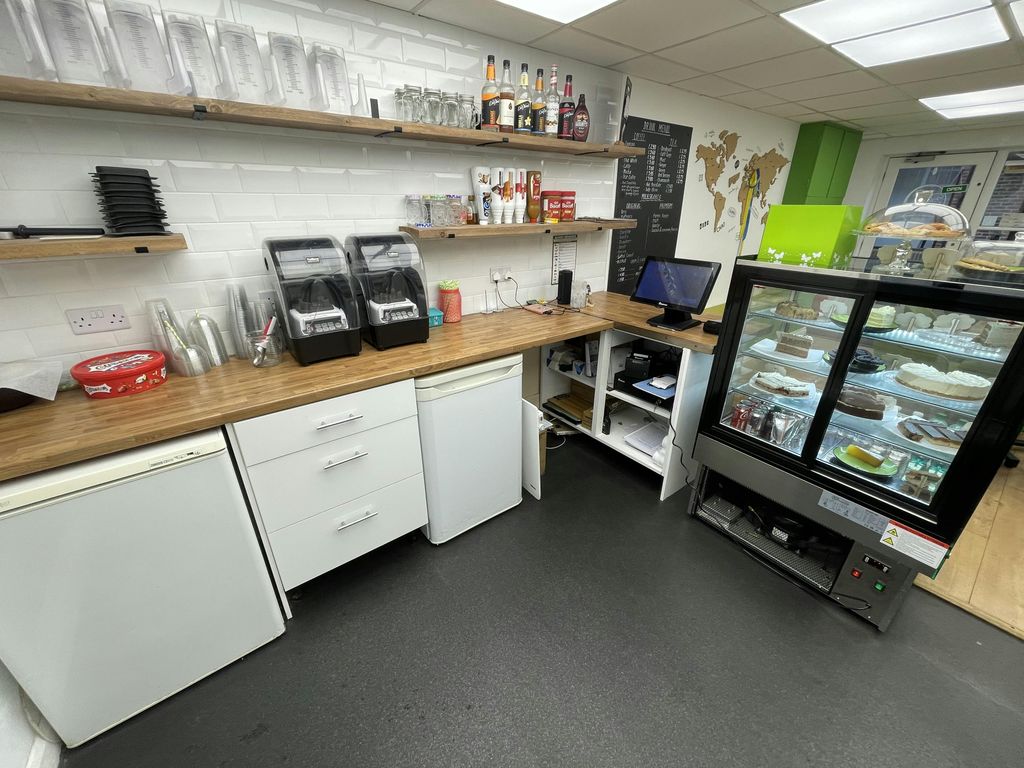 Property photo 3 of 7 16 39 36.Jpg