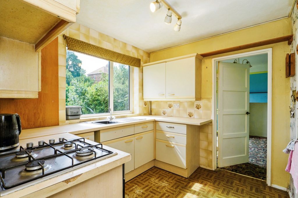 Property photo 3 of 20 Pbox-Img.Jpg