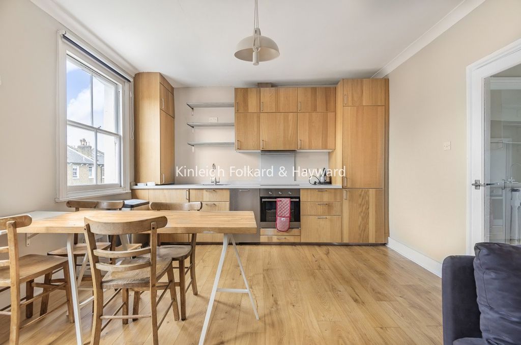 Property photo 2 of 8 Picture No. 04