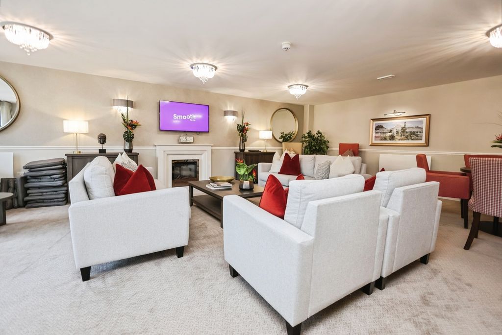 Property photo 2 of 18 Pbox-Img.Jpg
