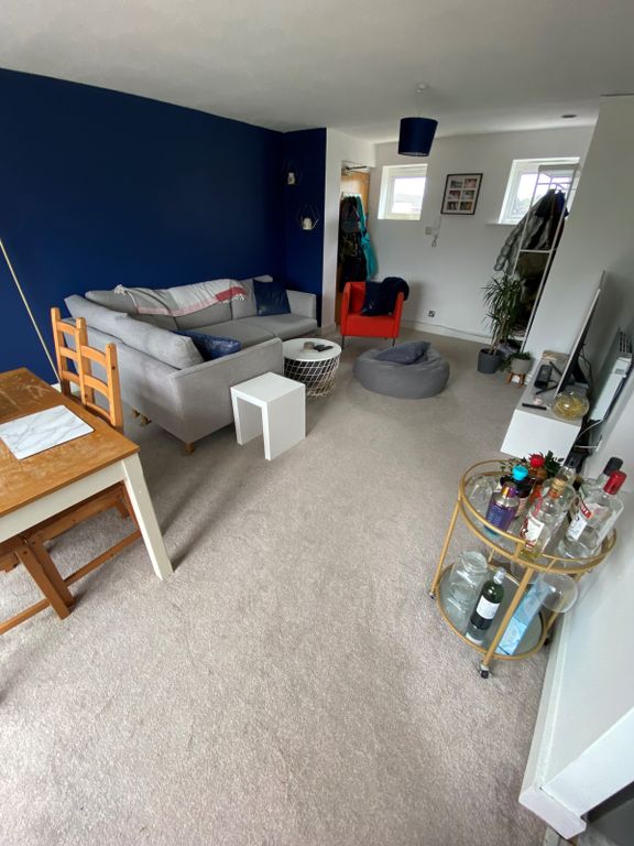 Property photo 3 of 16 Gallery