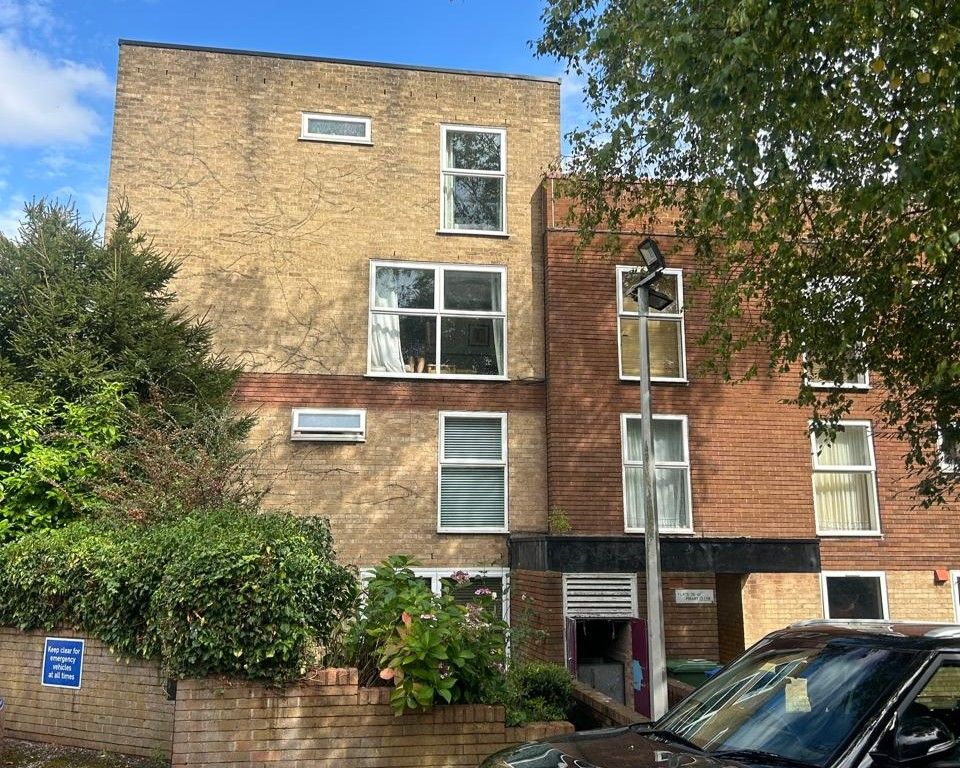 Property photo 1 of 15