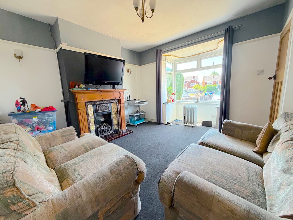 Property photo 3 of 16