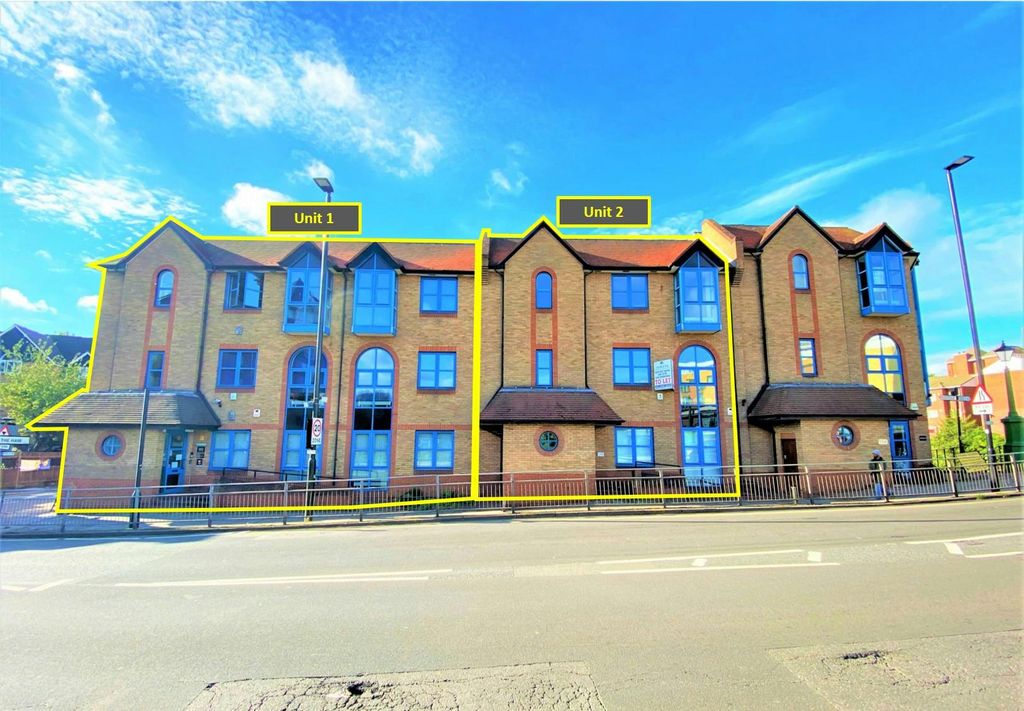 Property photo 1 of 10 Canal Court 1.Jpg